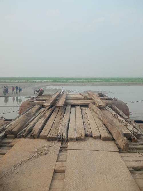 A part of the pontoon bridge was washed away due to rise in water level on Amroha side.
