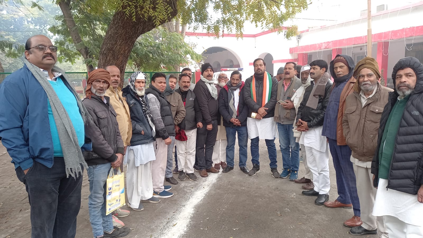 https://pahaltoday.com/congressmen-protested-and-raised-slogans-of-murdabad-gave-memorandum/