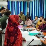 District Magistrate listened to people's problems in Samadhan Diwas